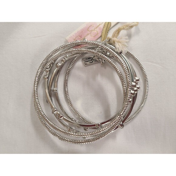 Jessica Simpson Silver-Tone Bangle Bracelet New - Picture 4 of 4